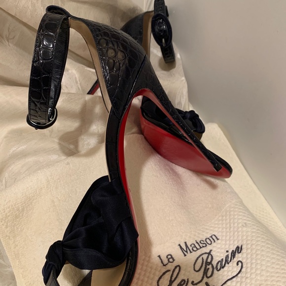 Christian Louboutin navy blue - Picture 7 of 16